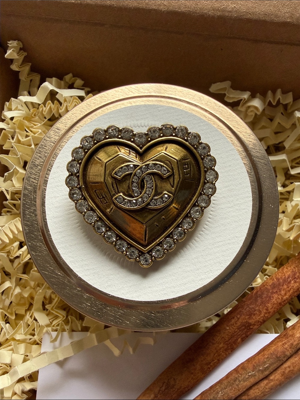 Fashion designer Gold-Tone Heart Brooch with Crystal Accents - Picture 7 of 7